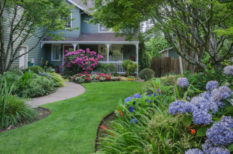 Fresh, New Ways to Landscape Your Yard